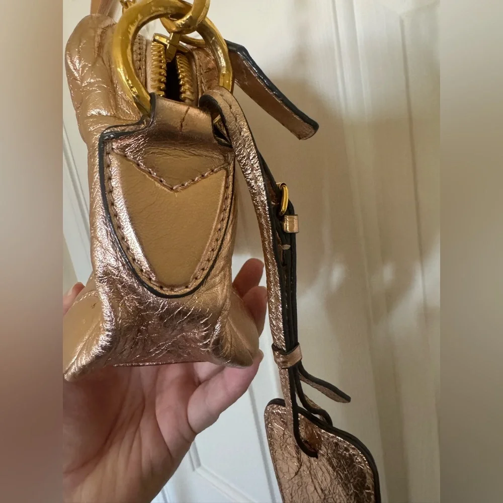 Marc Jacobs rose gold metallic quilted handbag - Picture 6 of 14